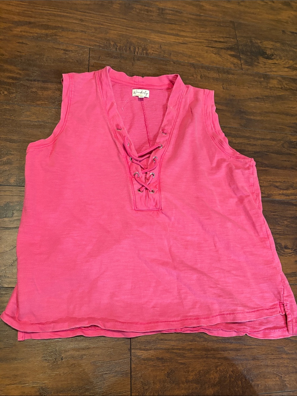 Wonderly size large Women's Lace-Up Sleeveless Top - Pink